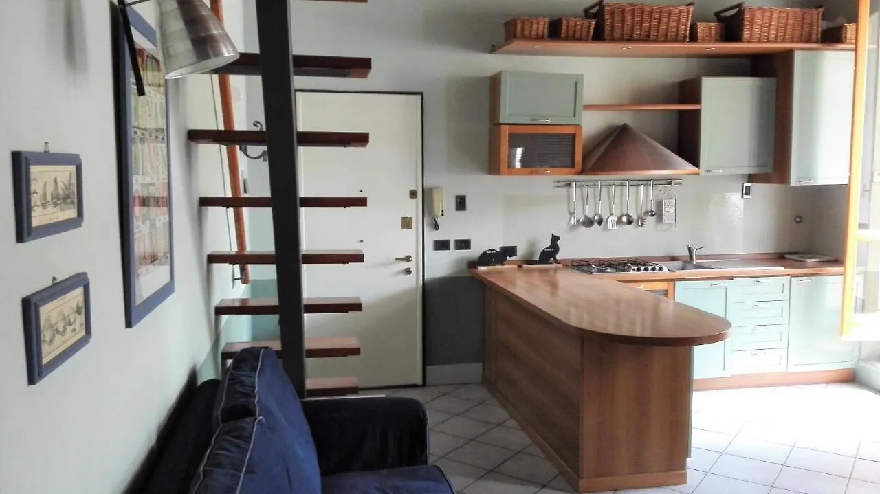 Apartment Grazioso Appartamento In Centro Con Terrazza Privata Florence Italy